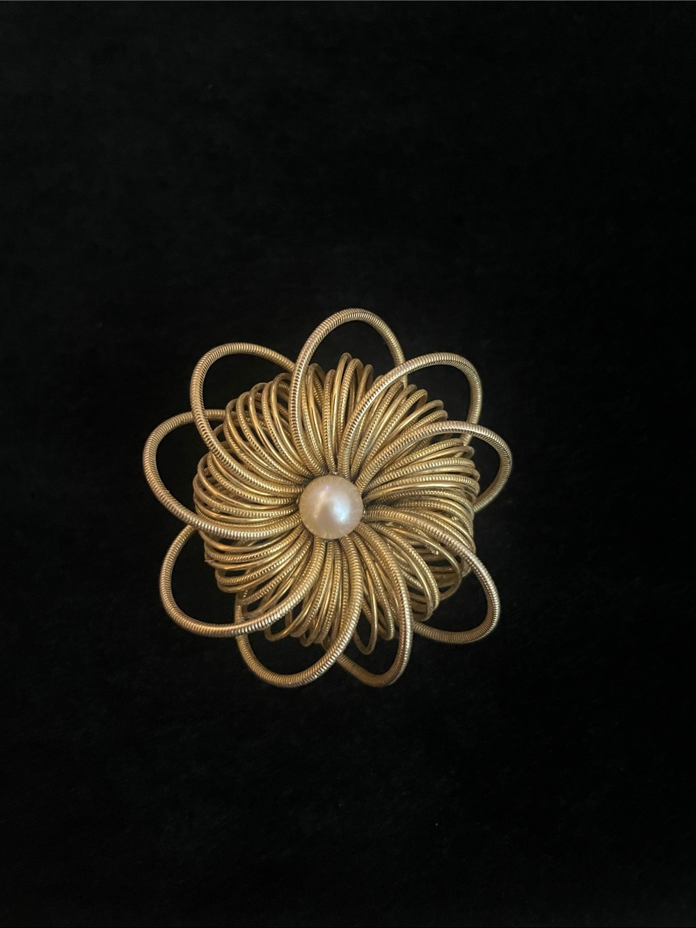 VINTAGE Gold Floral Coil Brooch with Pearl Center FILIGREE.